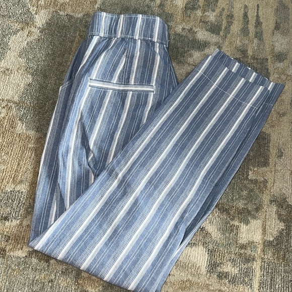 Hollister Pants - 🖤Hollister Striped Pant Size XS